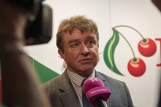 Na pohřbu levice se intenzivně podílel Miloš Zeman, říká exposlanec Jiří Dolejš